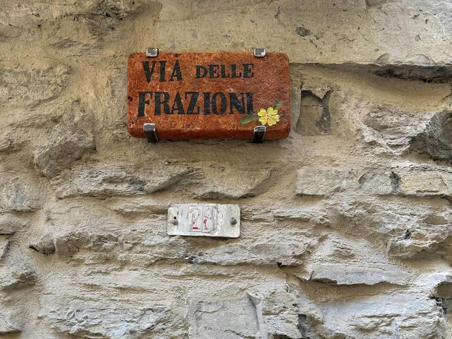 Romantic Home Stone With Amazing View Lake Of Como And Oleandra ลาโญ ภายนอก รูปภาพ