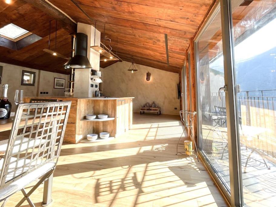 Romantic Home Stone With Amazing View Lake Of Como And Oleandra ลาโญ ภายนอก รูปภาพ